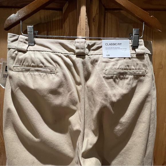 NWT Gap Classic Fit Capri Pants Womens 12R Khaki 24” Inseam - Picture 5 of 10